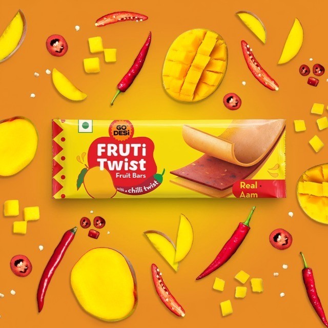 Desipan Fruti Twist Fruit Bars with a chilli twist, featuring real mango and a hint of spice. Chewy fruit bars.